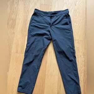 Lululemon Commission Regular Fit